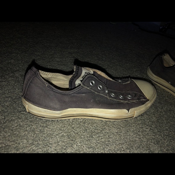 Black laceless converse - Picture 2 of 3